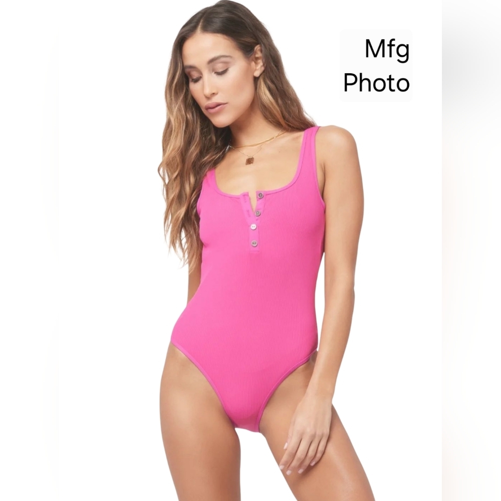 L Space Float On Onepiece Swimsuit, Womens 8​